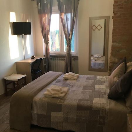 Bed and Breakfast Cascina Angela Gavi Exterior foto